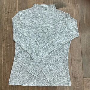 Zara Gray Long Sleeve Sweater